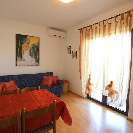 Gianna A4+2 Apartment Novigrad Istria Exterior foto