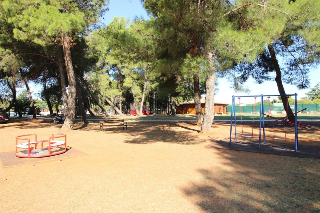 Gianna A4+2 Apartment Novigrad Istria Exterior foto