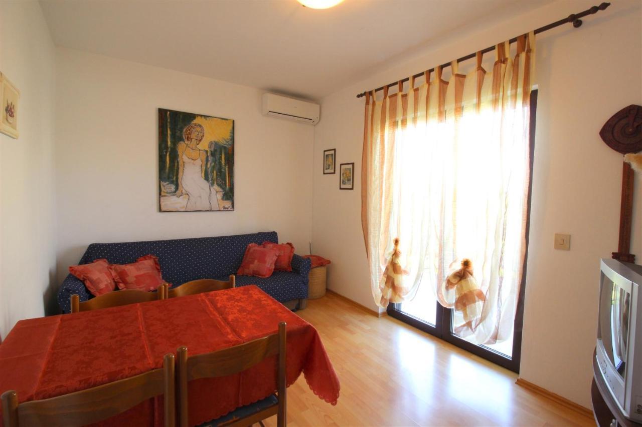 Gianna A4+2 Apartment Novigrad Istria Exterior foto